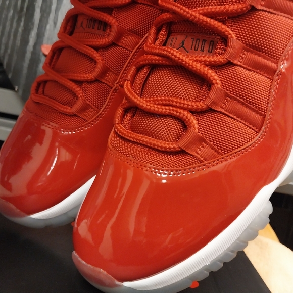 Retro Jordan 11 Win like 82 Gym red size 13 men's - Picture 8 of 16